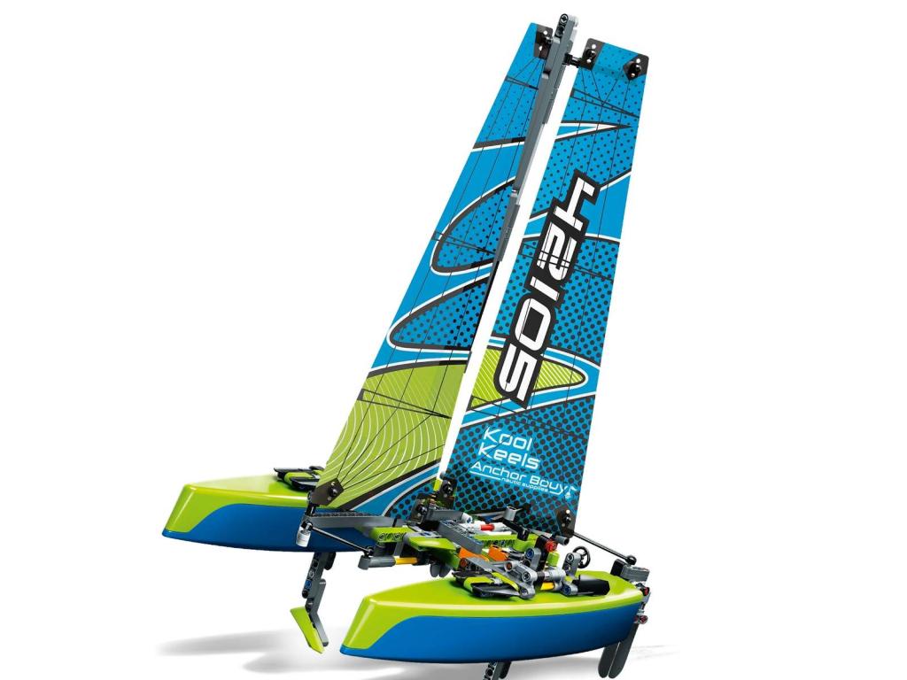 LEGO Technic Catamaran